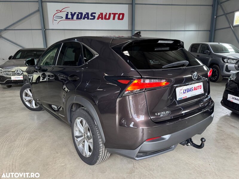 Lexus Seria NX