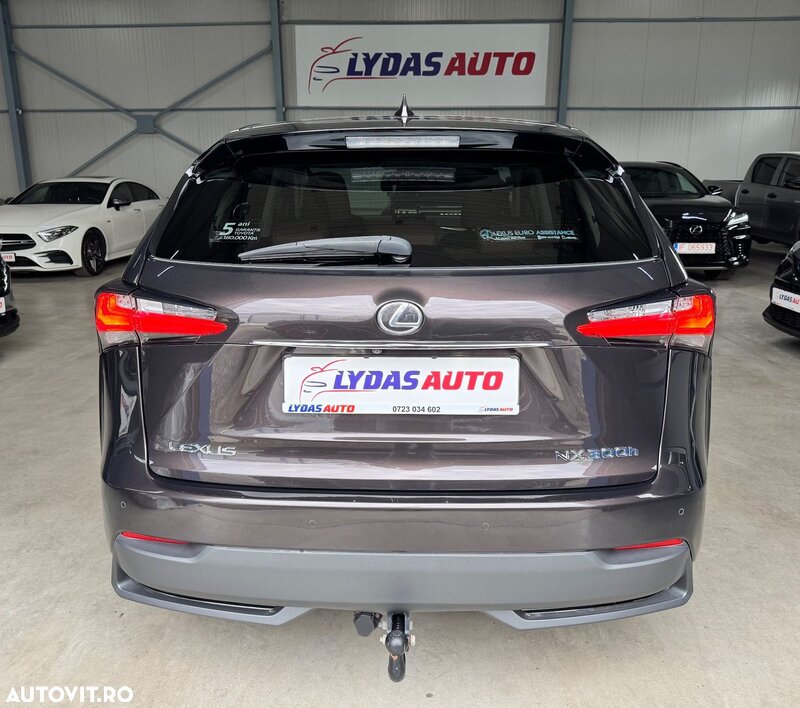 Lexus Seria NX